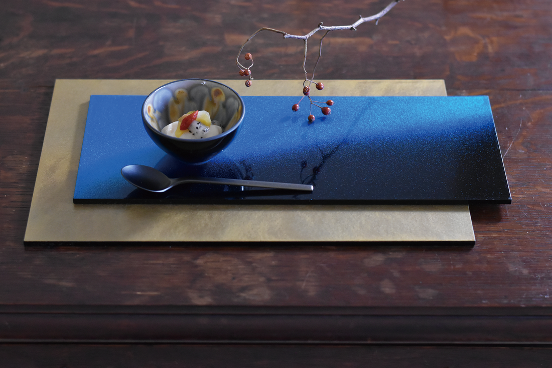 折敷とは？ 折敷の使い方、普段使いできるコーデが多数のリバーシブルタイプ