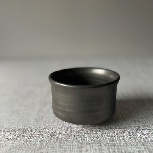 中鉢　Φ12cm ブラック：VD005